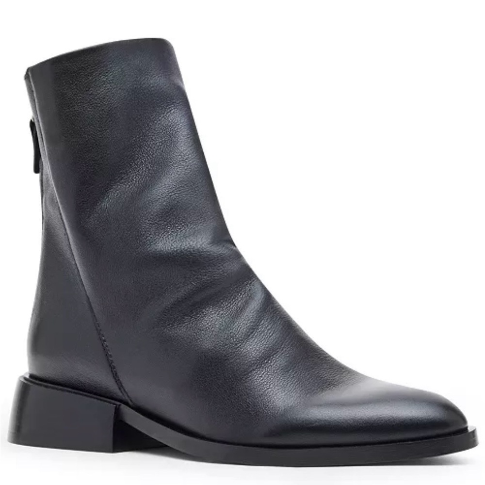 Steve Madden Black Leather Zip-Back Ankle Booties - Picture 2 of 6